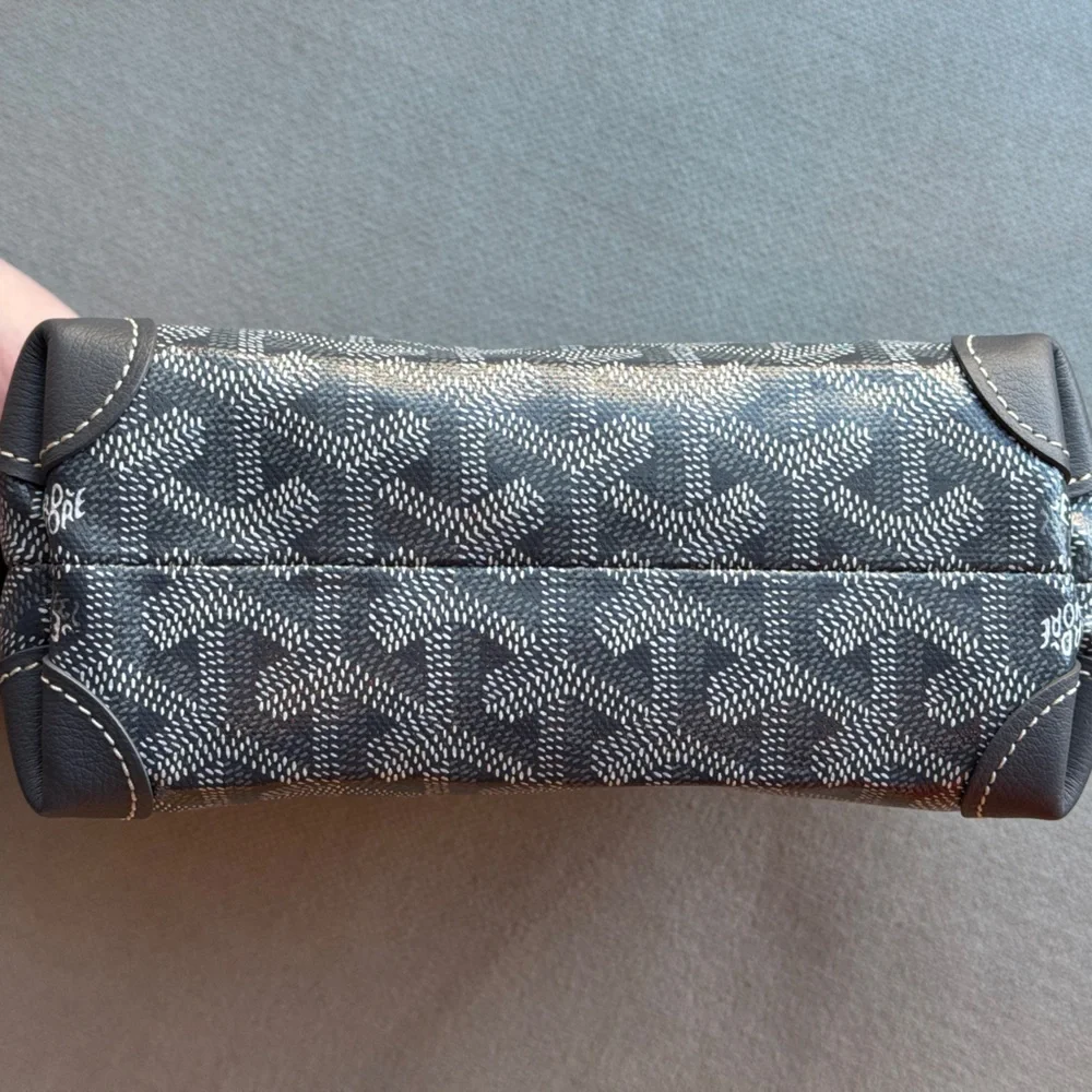 NWT🤍Goyard🤍Vendome Cosmetic Pouch